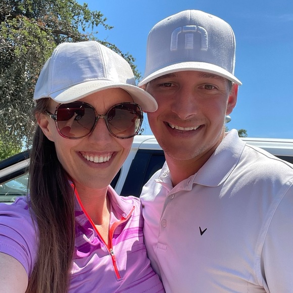 Meet your Posher, Jenafer - Picture 1 of 2